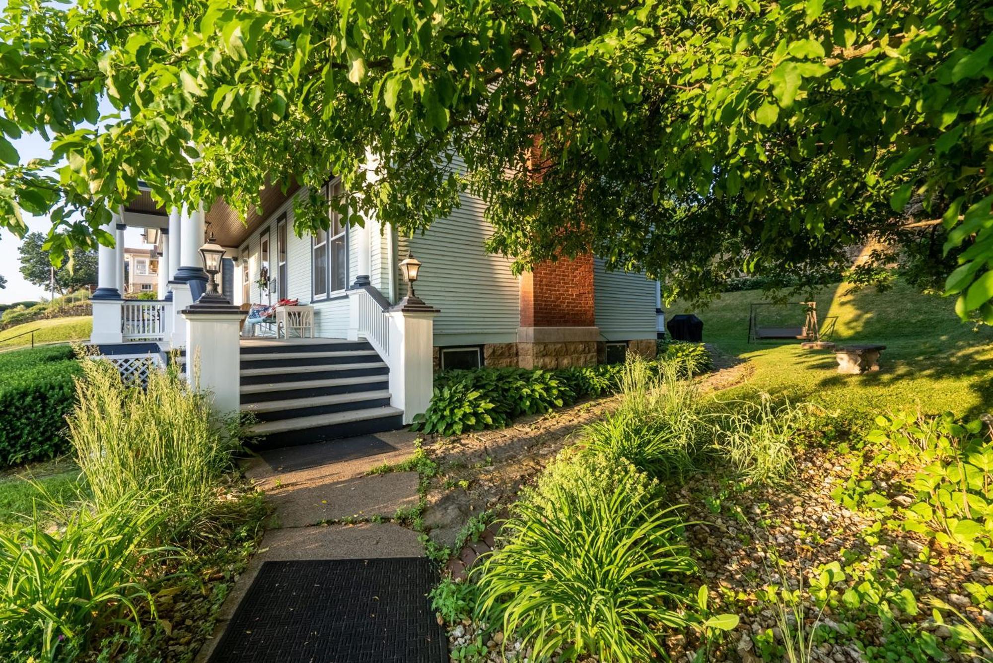 Dubuque'S Front Porch, Historic Charmer, Walk Downtown Dış mekan fotoğraf
